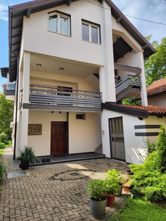 Apartman El Сараево Экстерьер фото